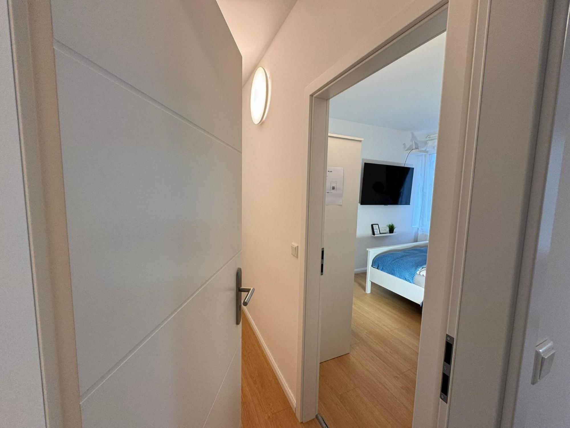Fc-Apartmenthaus Falkensee Mit Grossem Garten Und Pkw Stellflaechen Екстер'єр фото